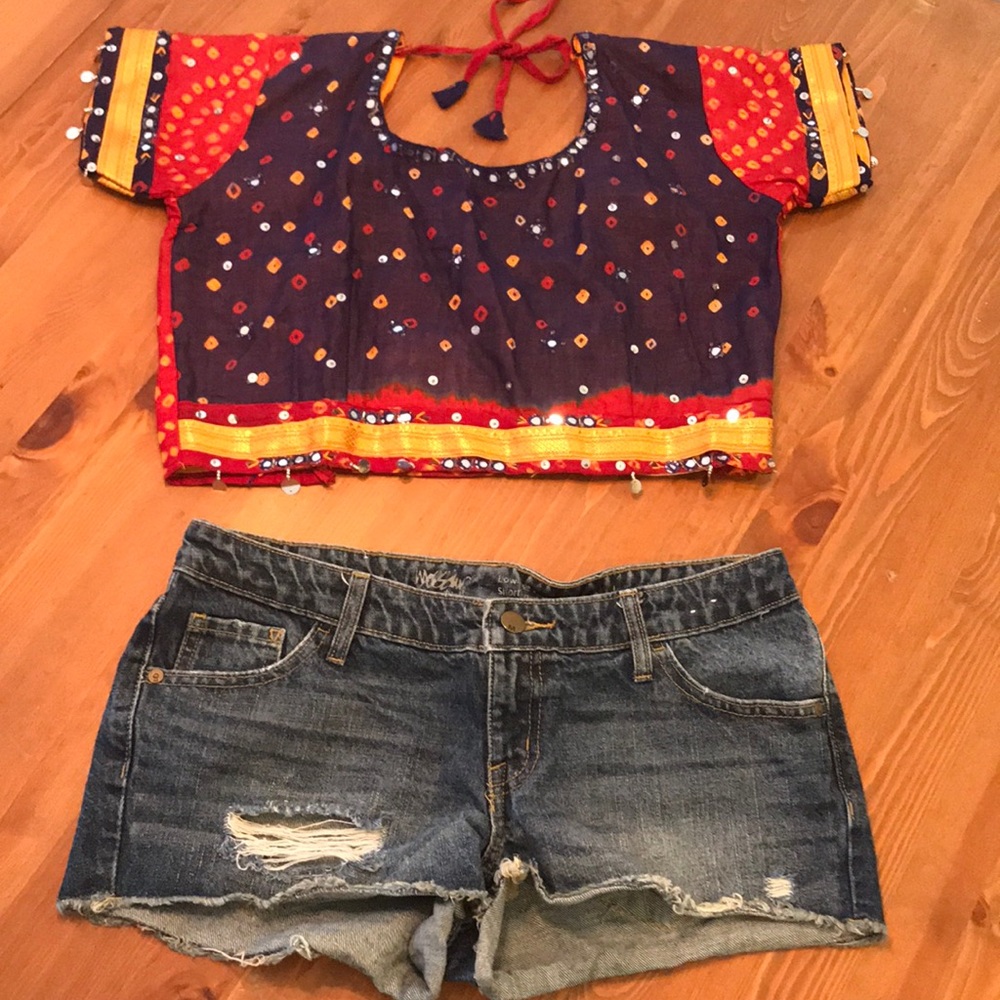 Shorts & Top Bundle, Crop Top and Denim Shorts SZ6